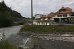 Stationsgebäude und Bahntrassee Niesenbahn