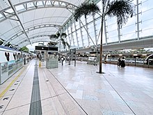 Sunny Bay station was the first station in Hong Kong to have PEDs. Sunny Bay Station platforms 2022 05 part4.jpg