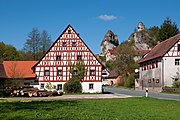 Einfahrt nach Tüchersfeld auf der Burgenstraße (B 470) aus Richtung Pottenstein