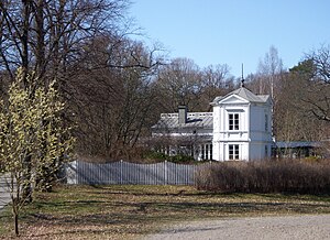 Villa Bergsjölund i april 2009