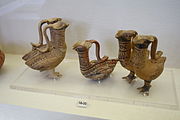 Vases plastiques en forme d'oiseaux, Attique v. 750. Musée du Céramique