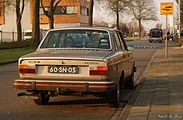 Volvo 244 (1974 - 1977)