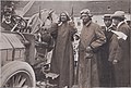 Le journaliste Luigi Barzini (au centre) et le Prince Borghèse (à gauche) lors de leur arrivée à Berlin.