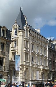 Maison Charbonnier.