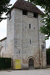 Wehrturm von Saint-Étienne über dem Eingangsportal