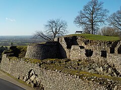 Les fortifications du château.