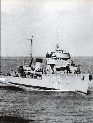 写真は艦首から撮影された「ヴァン・ガレン」。