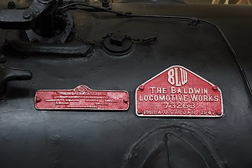 KD7-534号机车的制造厂商铭牌特写