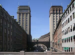 A rua Kungsgatan no centro de Estocolmo