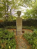 Мемориал-Зааль-KZ-Flossenbuerg.JPG