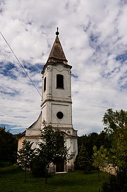 Kostel ve Szentantalfě