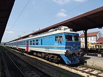 Электропоезд ЭР31 (ЖС 412/416) в Белграде. Вид на вагон 412-094