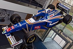 Williams FW19, передний левый, 2017 Williams Conference Center 2.jpg