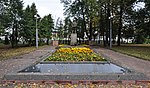 Братская могила воинов Красной Армии у железнодорожной станции Крюково, 1941 г.