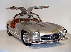 Mercedes-Benz 300 SL « Papillon » (1955).