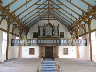 Kyrkorum mot orgelläktare