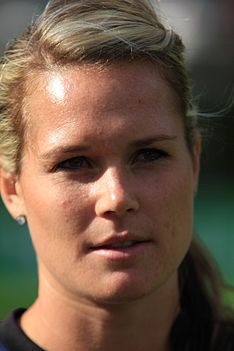 Ashlyn Harris 2012 5.jpg