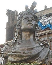 Statue of Cuauhtemoc in el Zocalo, Mexico City. Cuauhtemoc cropped.jpg