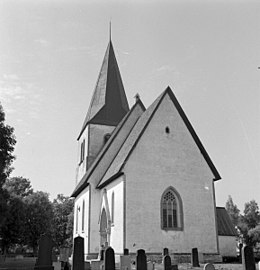 Kyrkan från öster