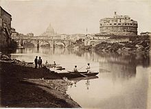 Photographie du fleuve au XIXe siècle devant le Château Saint-Ange.
