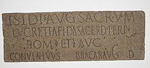 Latin dedication to the goddess Isis Augusta by Lucretia Fida, a sacerdos (priest), from Roman Iberia Inscription in D. Diogo de Sousa Museum (15).JPG