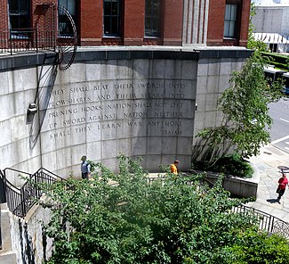 Isaiah Wall and stairs, 2011 Issiah Wall RBP sunny jeh.jpg