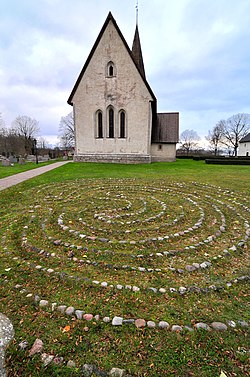Stone labyrinth at Fröjel Church