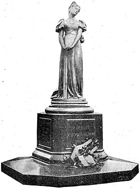 Statue de Marceline Desbordes-Valmore par Édouard Houssin, à Douai, disparue pendant la Seconde Guerre mondiale