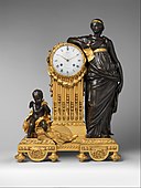 Ceas francez neoclasic de șemineu („Pendule Uraniel”); 1764–1770; carcasa: bronz patinat și doré, cadranul: email alb, mecanismul: alamă și oțel; 71,1 × 52,1 × 26,7 cm; Muzeul Metropolitan de Artă
