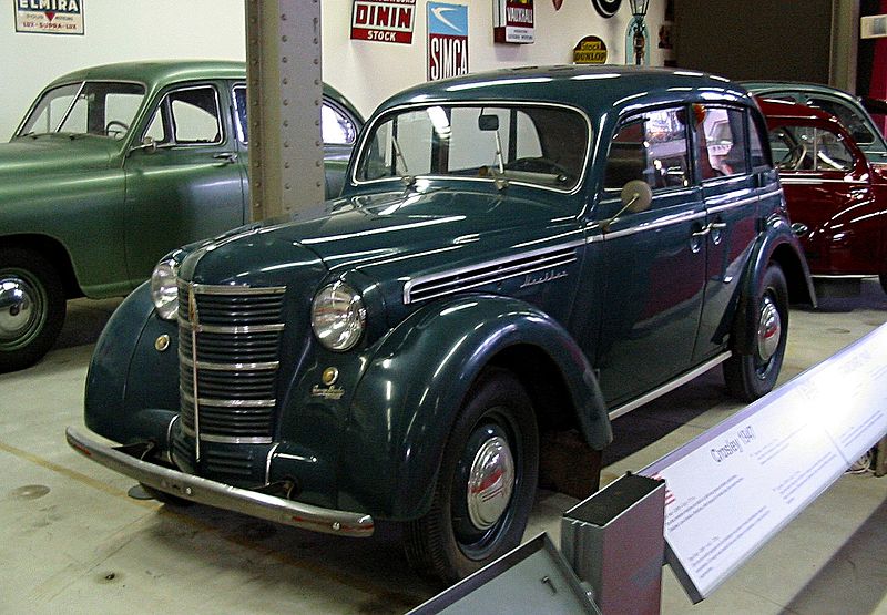 800px-Moskvitch_400.jpg