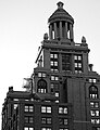 Niels Esperson Building stanowił najwyższy budynek w Houston w okresie 1927-1929
