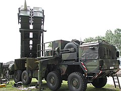 可发射四枚爱国者二型导弹的发射车