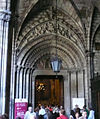 Porta romànica del claustre, a en:Cathedral of Santa Eulalia, a es:Catedral de Santa Eulalia de Barcelona, a simple:Barcelona Cathedral, mk:Црква Санта Еулалија (primera en macedoni, crec), ru:Собор Святого Креста и Святой Евлалии, i gl:Catedral de Barcelona.