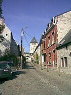 Place du Boltry avec, en arrière-plan, l'église Saint-Étienne