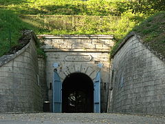 Entrée des souterrains de la citadelle, transformés partiellement en musée.