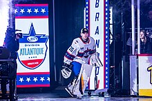 Photographie couleur d'un gardien de but de hockey sur glace