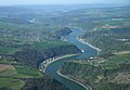 Imaxe aérea do val do Alto Rin Medio na zona de Sankt Goarshausen coa rocha Lorelei na parte inferior da imaxe