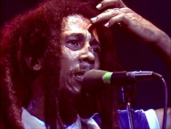 English: Marley filmed from left stage door du...