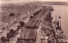 Quai de Bacalan vu depuis le pont transbordeur, vers 1900-1920.