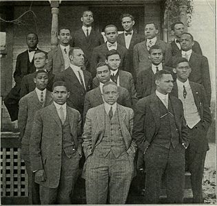 Représentants de la 4e Convention nationale inter-universitaire (1910).