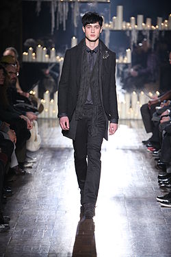 John_Varvatos_Fall_2010_04.JPG