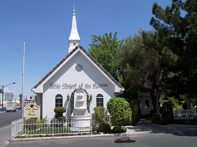 Image:Little chapel of the flowers 2007.jpg