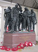 Đài tưởng niệm chỉ huy máy bay ném bom của Không quân Hoàng gia.