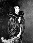 Mary Irene Curzon, 2nd Baroness Ravensdale, 1925