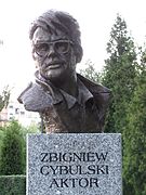 Zbigniew Cybulski[7]