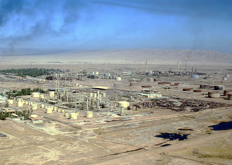 파일:Power plant in Bayji, Iraq.jpg