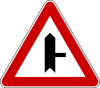 Перекресток на приоритетной дороге с неприоритетной дорогой с правой стороны