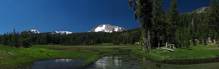 Кингс Крик в национальном парке Лассен-Волканик, Калифорния, США