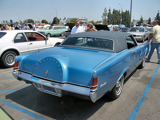 File1970 Lincoln Continental Mark III rearjpg