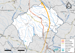 Carte en couleur présentant le réseau hydrographique de la commune